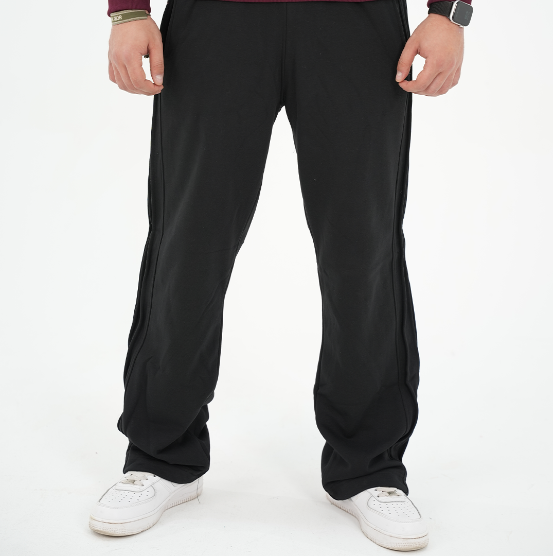 Black sweat pants
